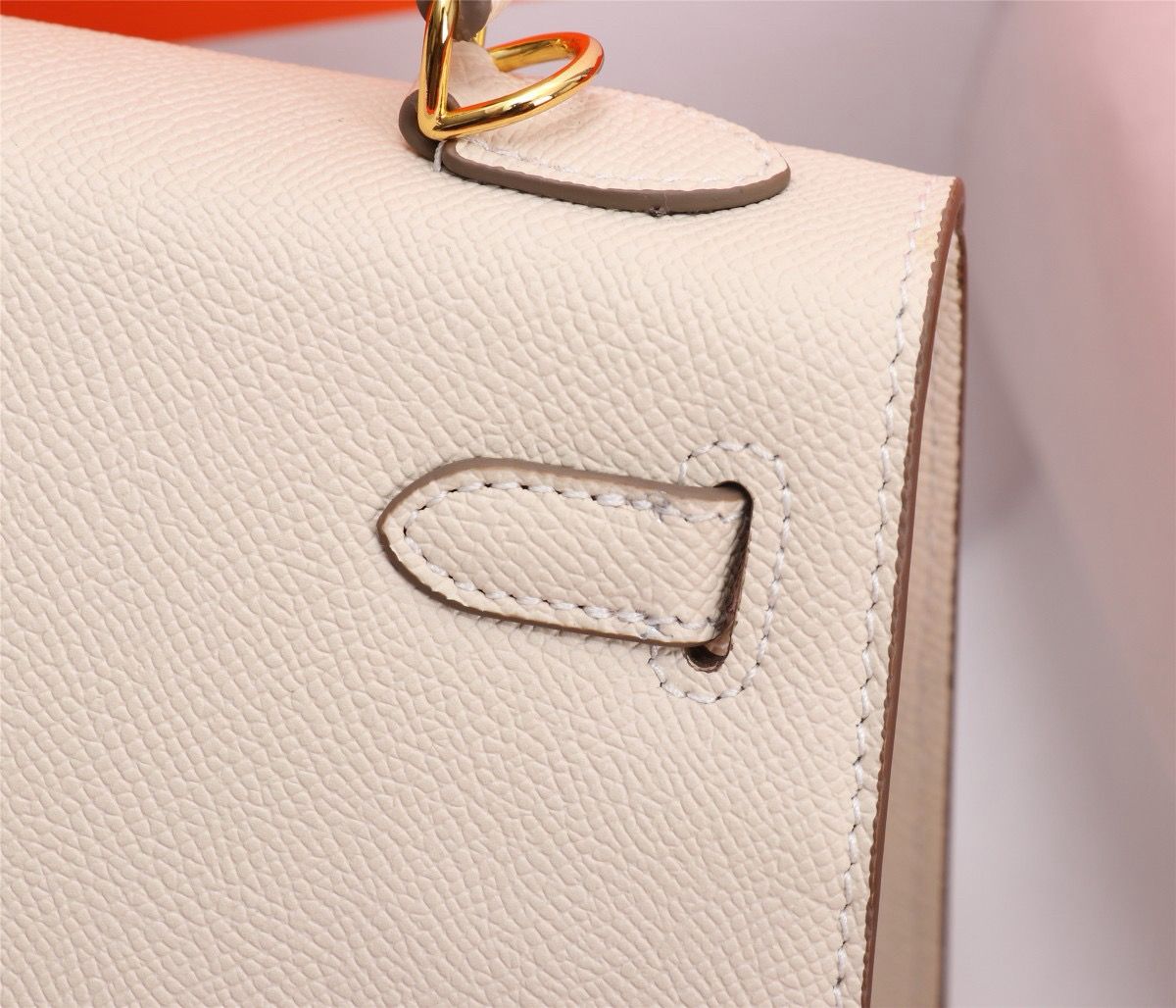HERM Kelly 25 Cream Togo Leather Gold Hardware