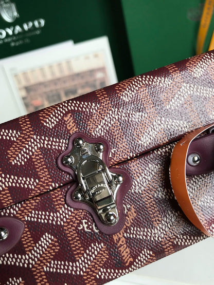 GOY Grand H√¥tel 24.5x7.5x17cm