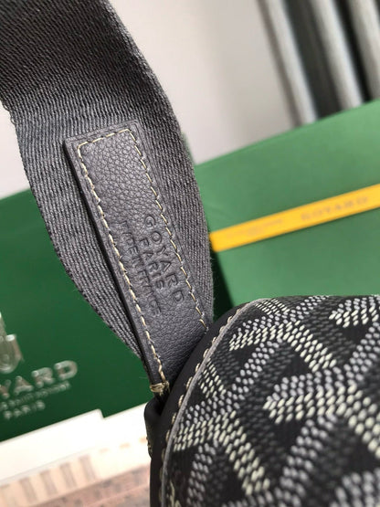 GOY Messenger Bag 35x26x7.5cm