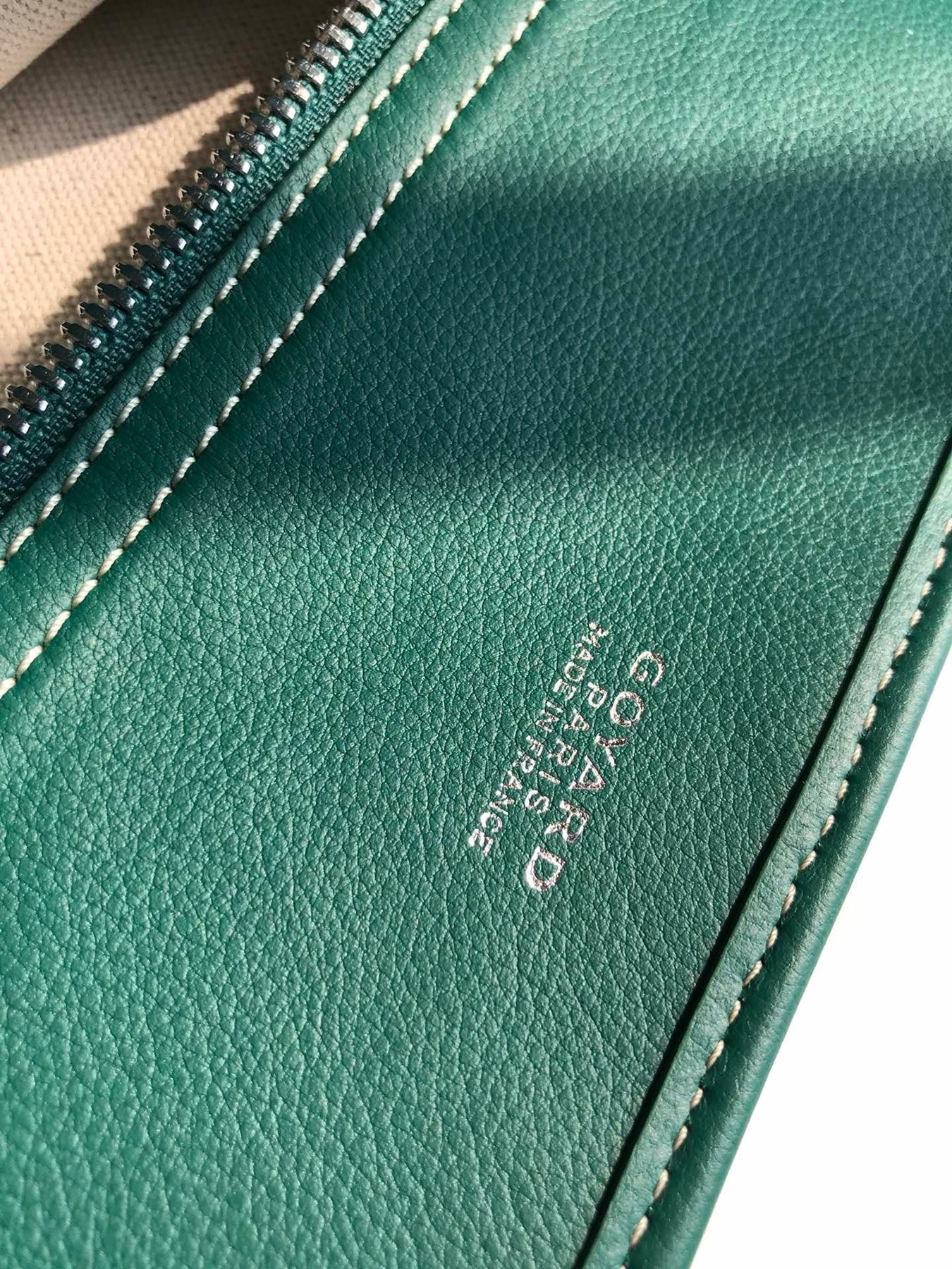 GOY Bourgogne 35x39x11cm