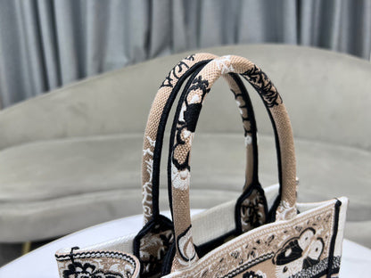 DIO Book Tote (26.5cm)