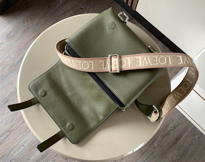 LO Messenger Bag