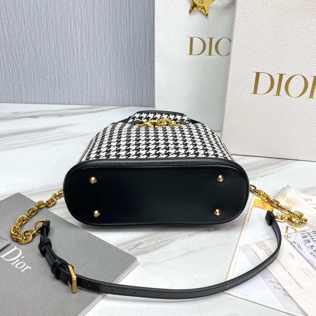 DIO C‚Äôest Handbag (24cm)