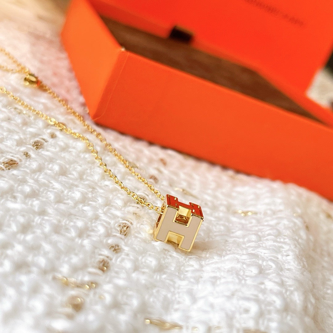 HERM Necklace