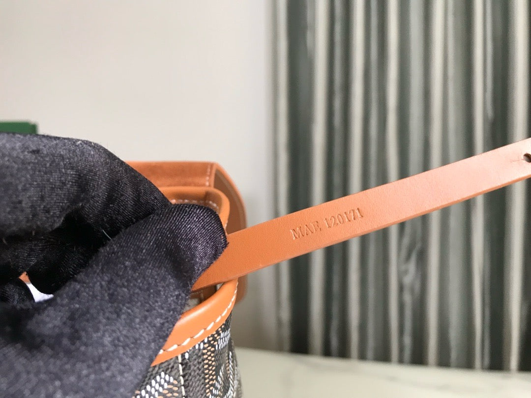 GOY Messenger Bag 38x26x8cm