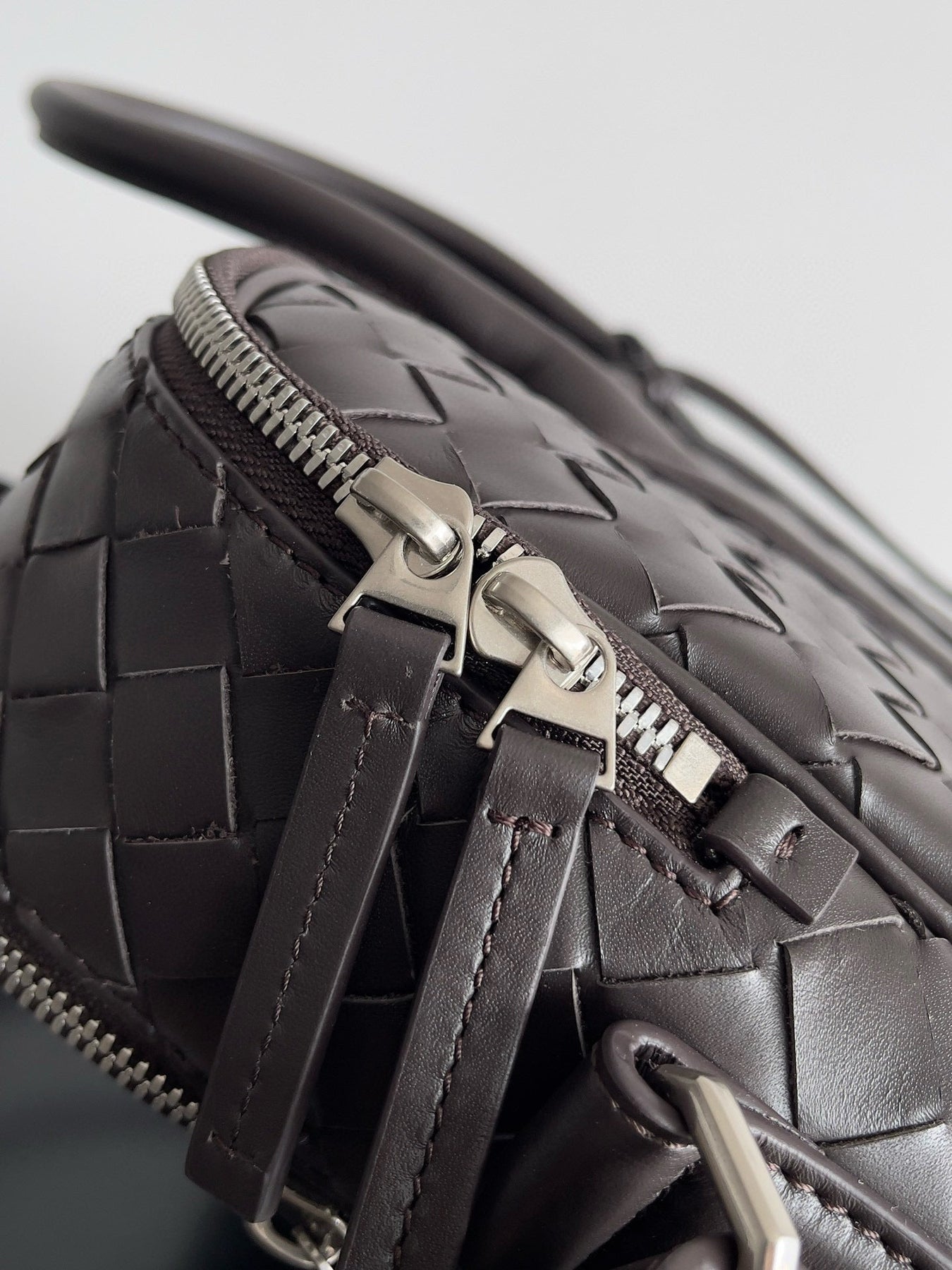 BV GETAWAY 39*28.5*8