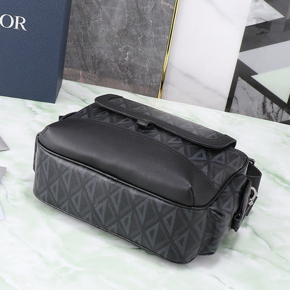 CD Diamond Messager Bag