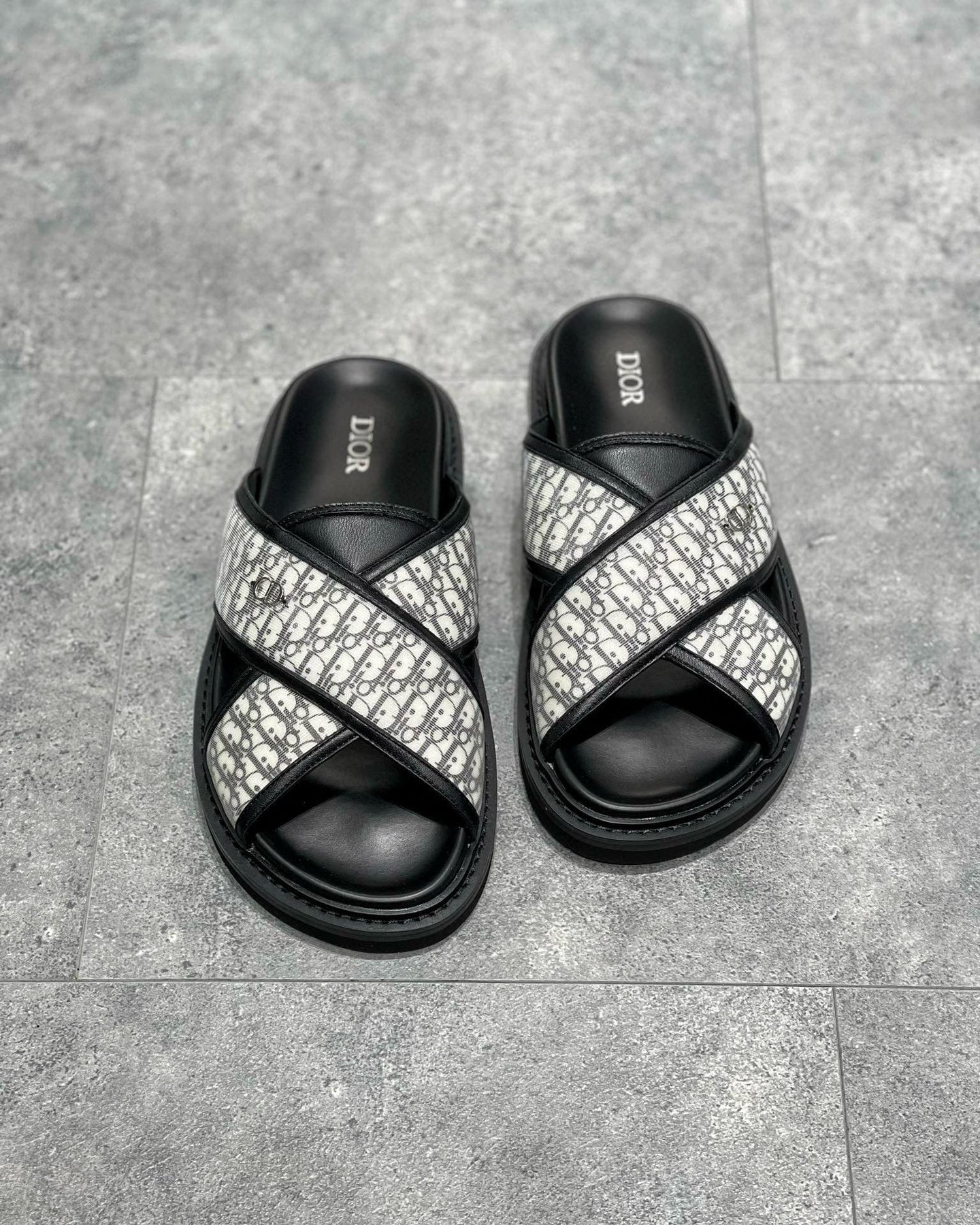 CD SANDALS
