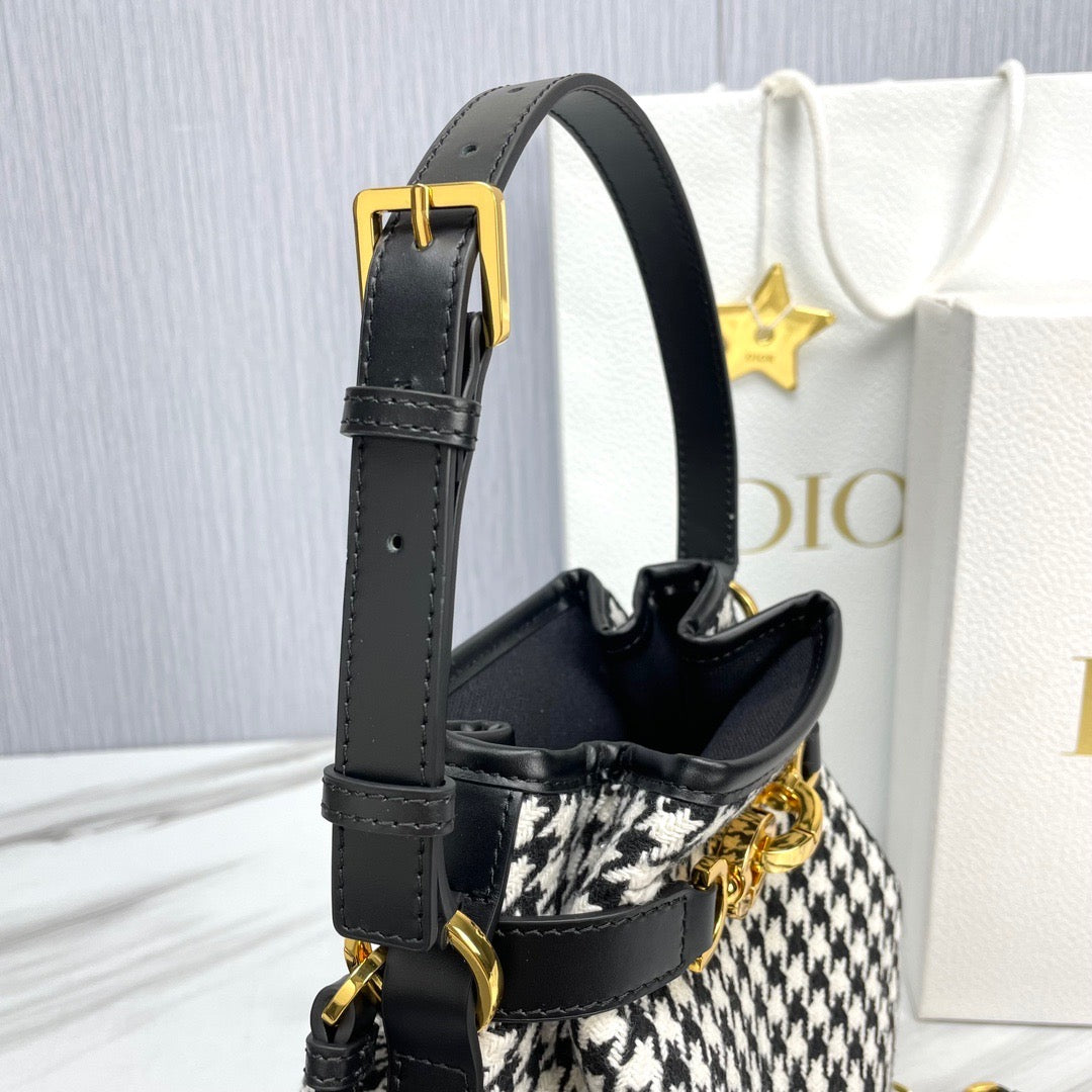 DIO C‚Äôest Handbag (24cm)
