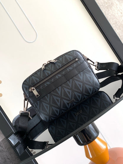 CD Diamond Messager Bag