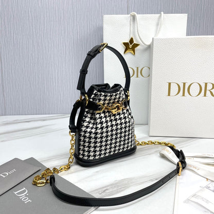 DIO C‚Äôest Handbag (17cm)