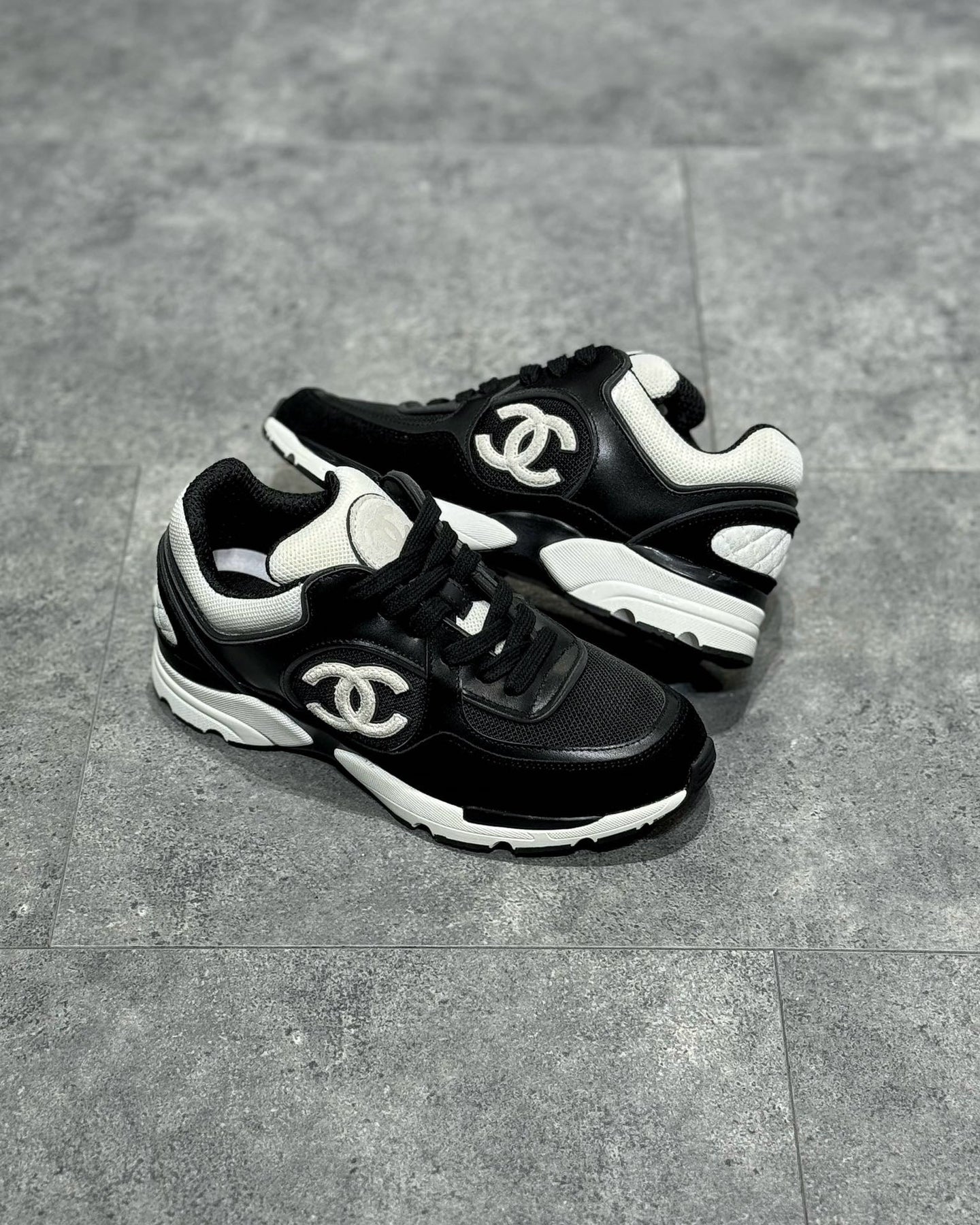 CHA Sneakers
