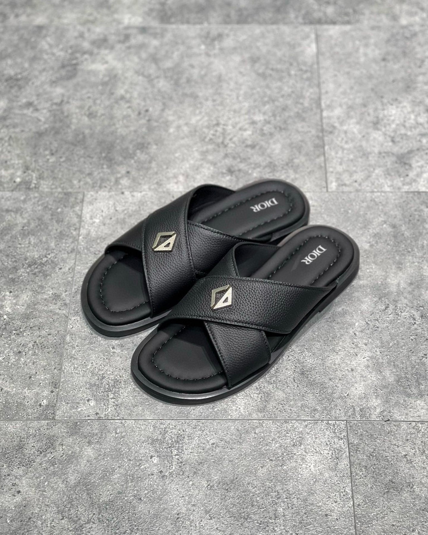 CD SANDALS