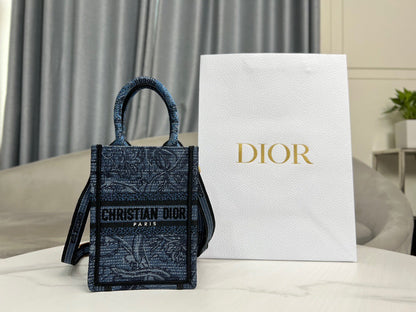 DIO Mini Book Tote