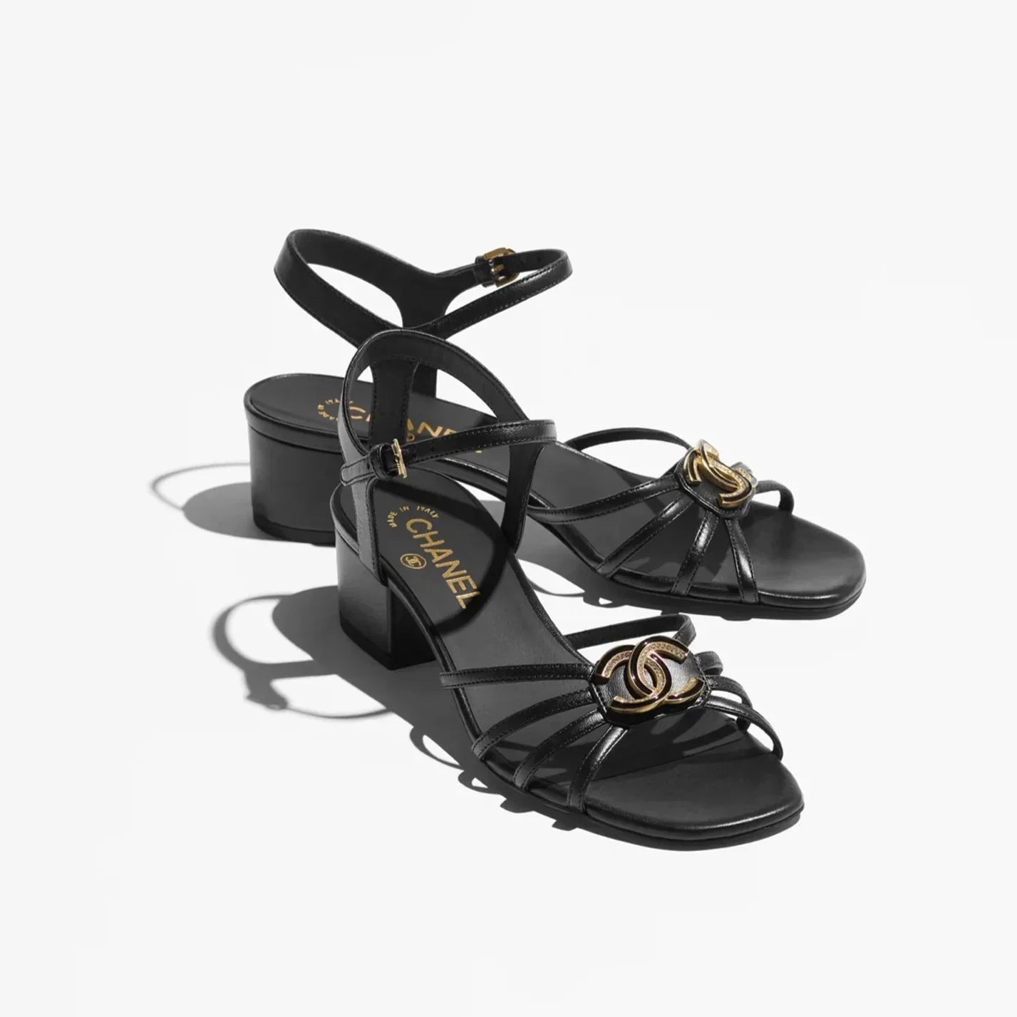 SANDALS 40 MM IN BLACK PATENT LAMBSKIN