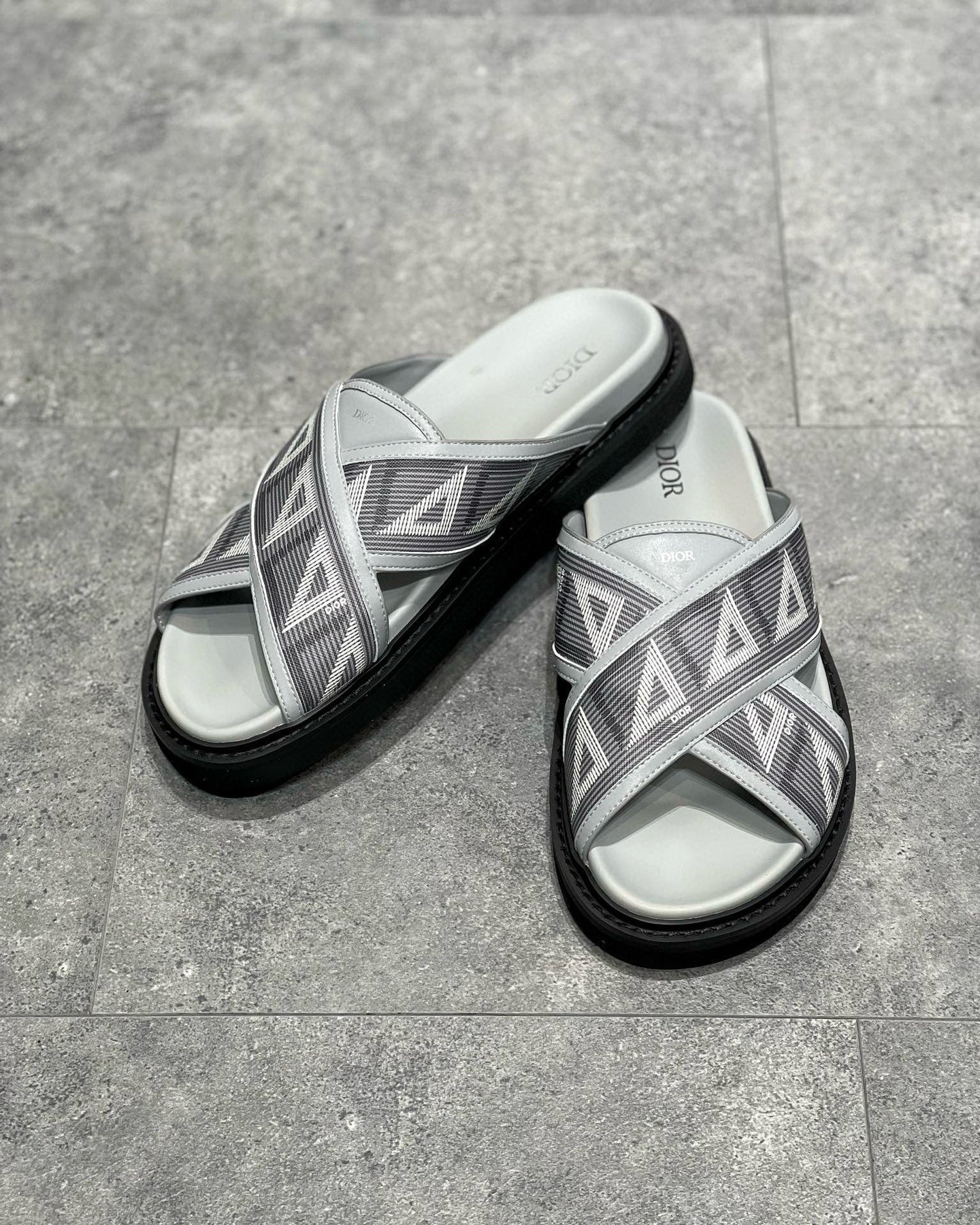 CD SANDALS