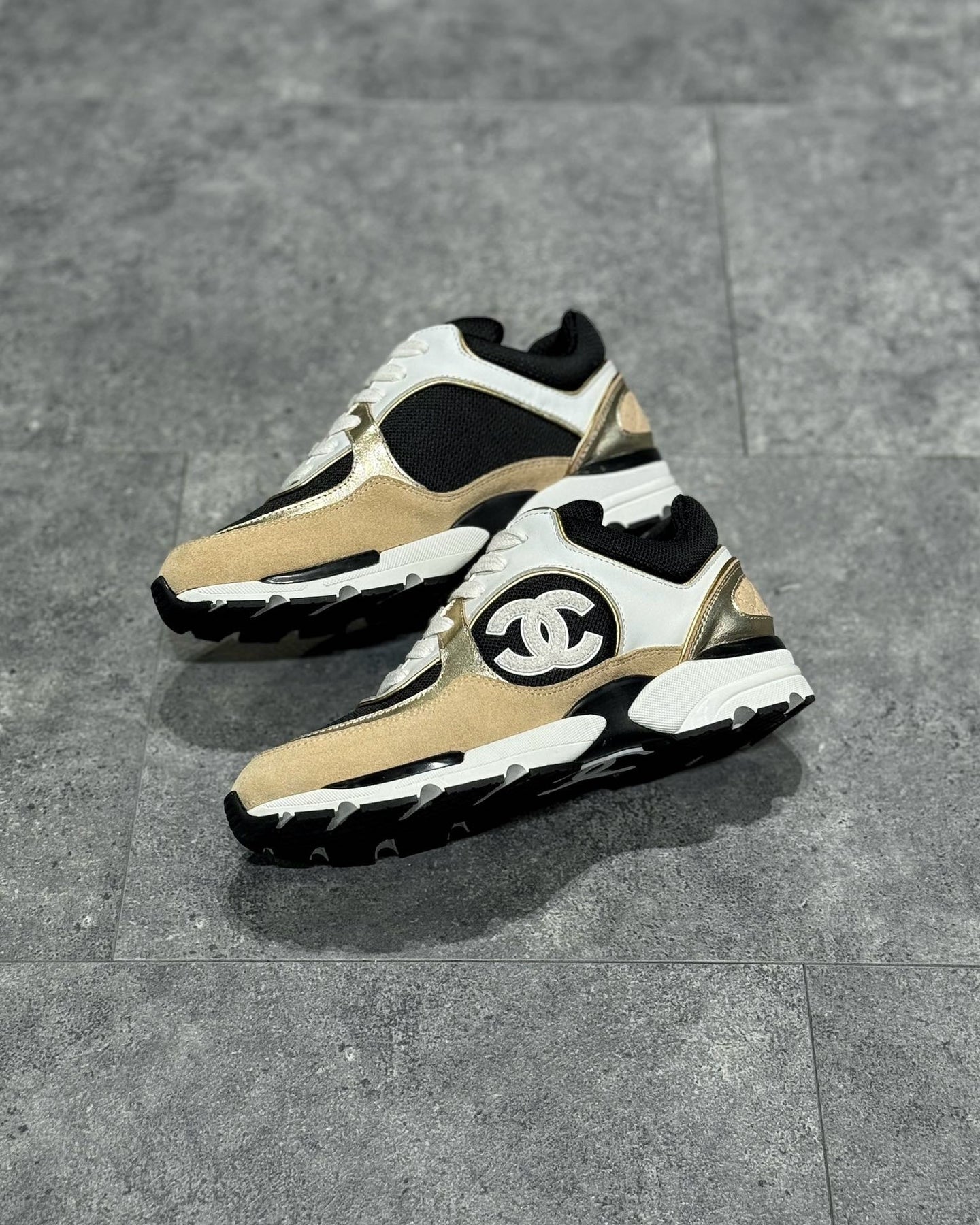 CHA Sneakers