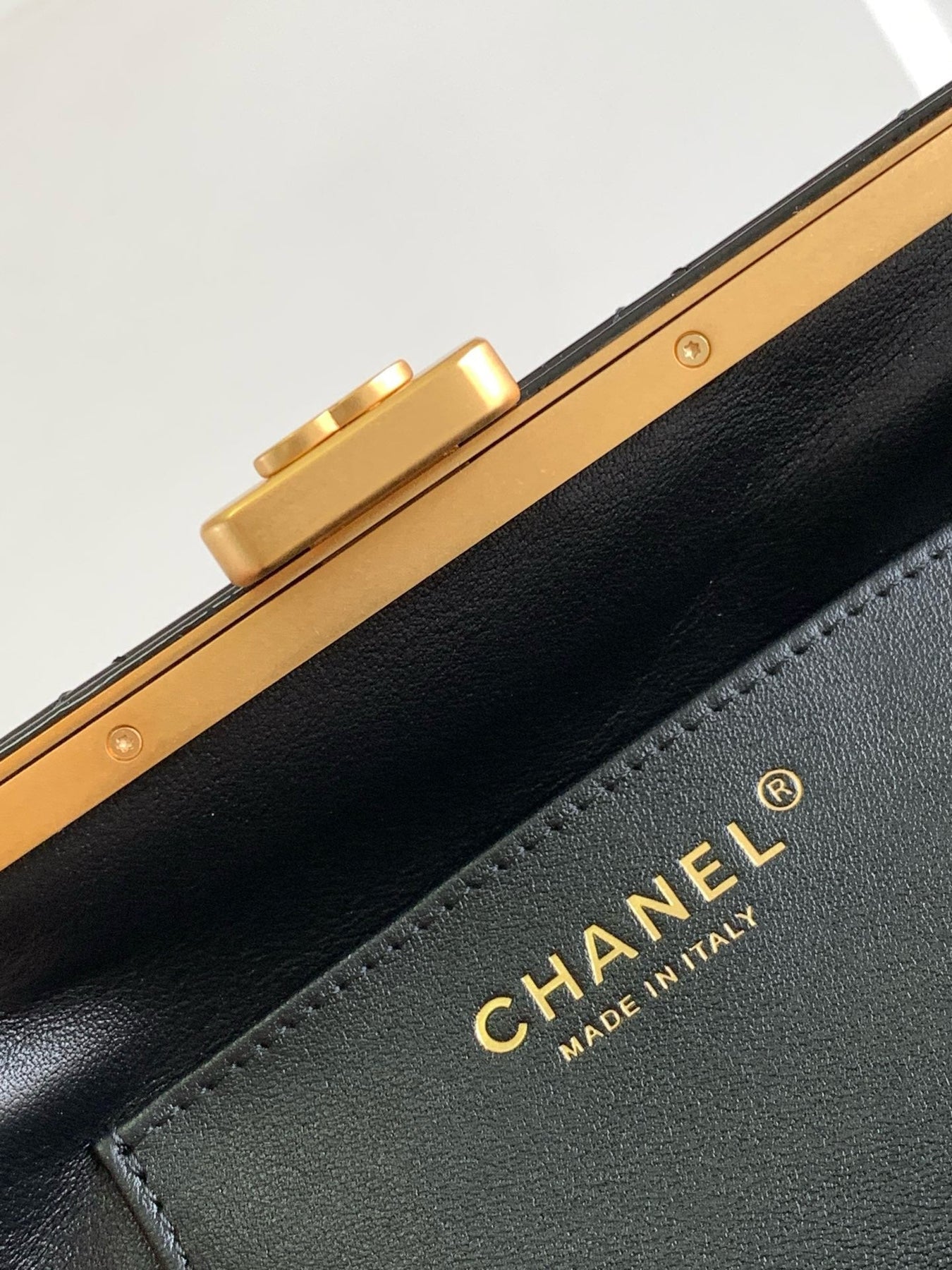 CHA 23K Handbag