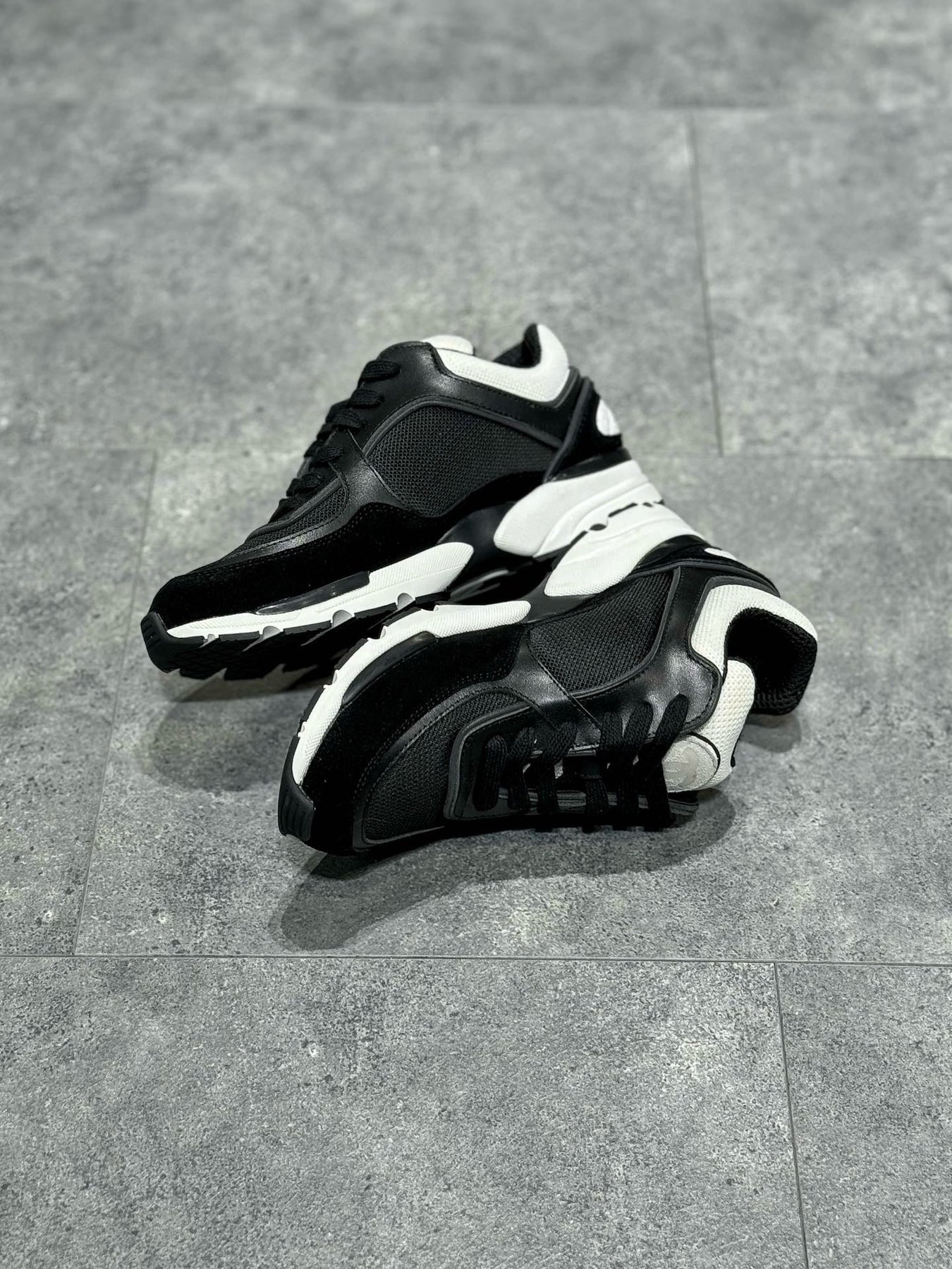 CHA Sneakers