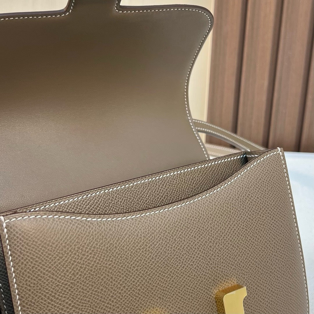 HERM Constance, 19cm, CK 18, Epsom