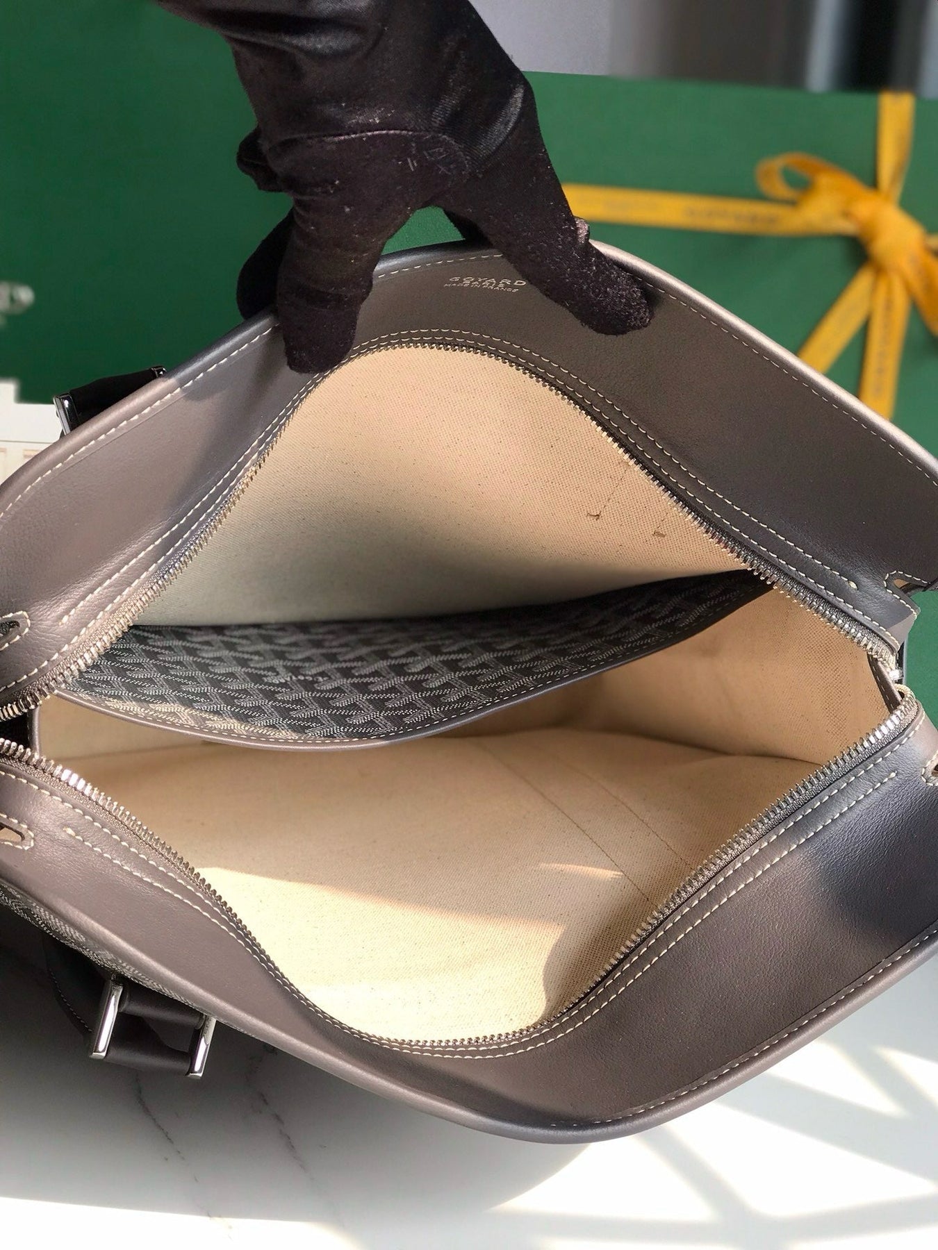 GOY Bourgogne 35x39x11cm