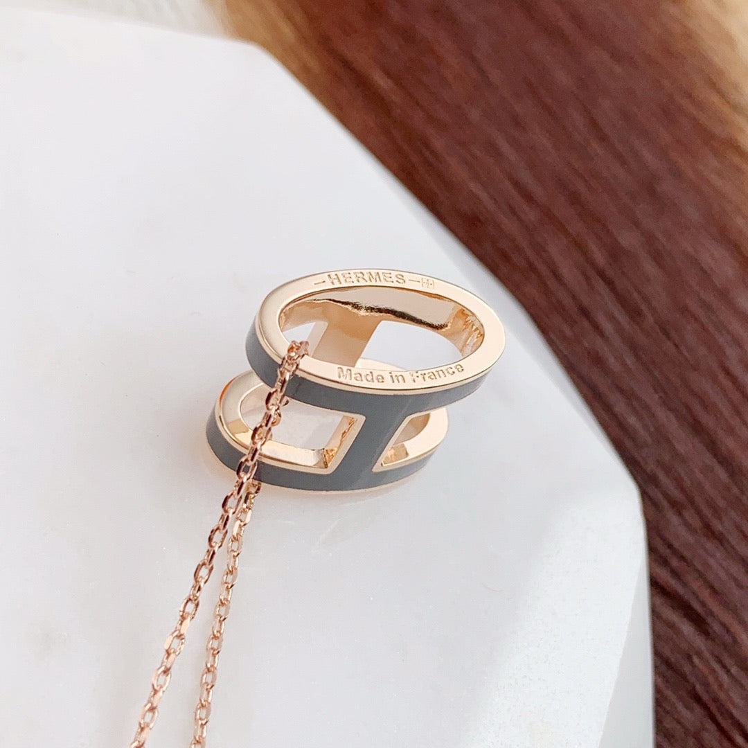 HERM Necklace