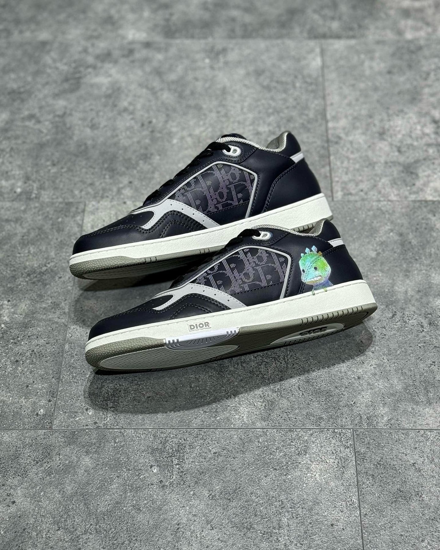 DIO Sneakers