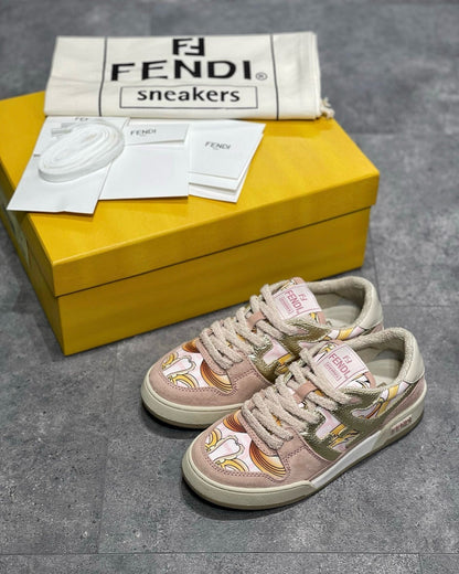 FEN Sneakers