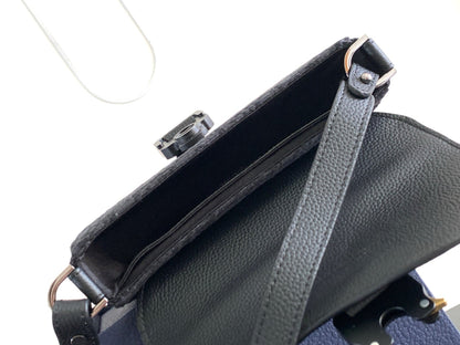 DIO Oblique Messenger Bag