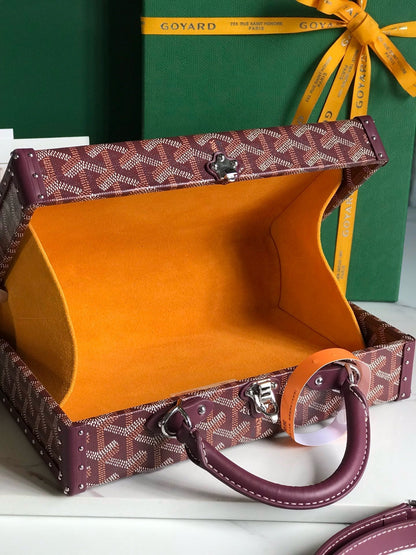 GOY Grand Hôtel 24.5x7.5x17cm