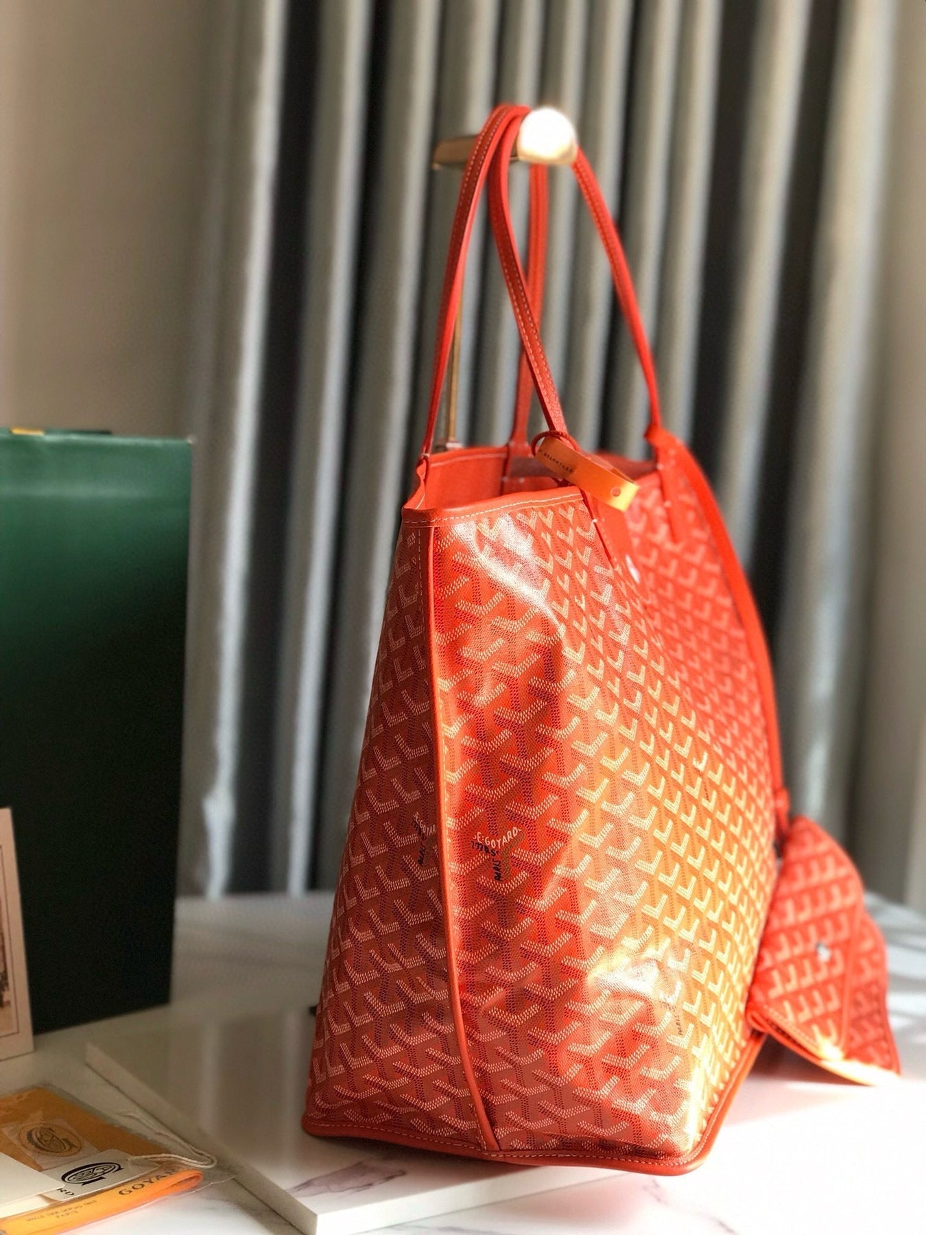 GOY REVERSIBLE ANJOU 39*32*19