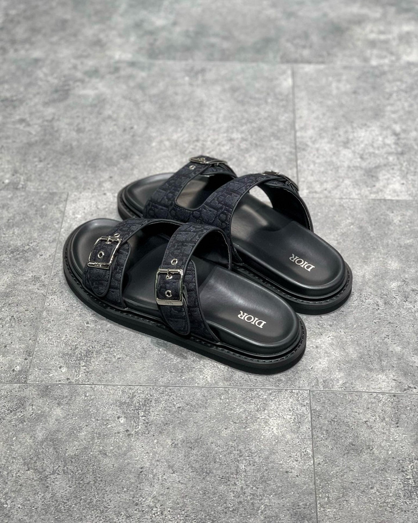 CD SANDALS