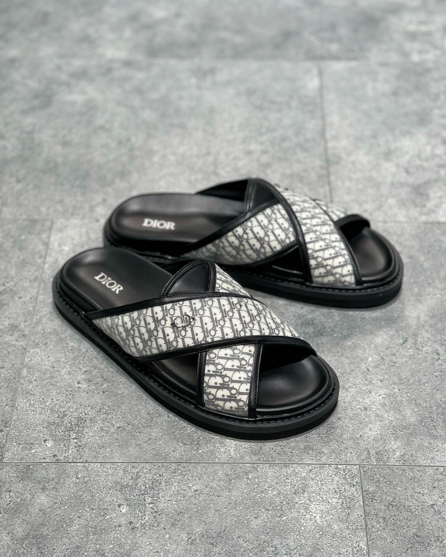 CD SANDALS