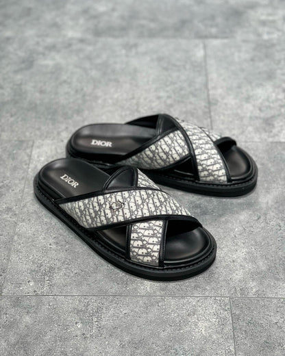 CD SANDALS