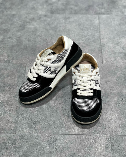 FEN Sneakers