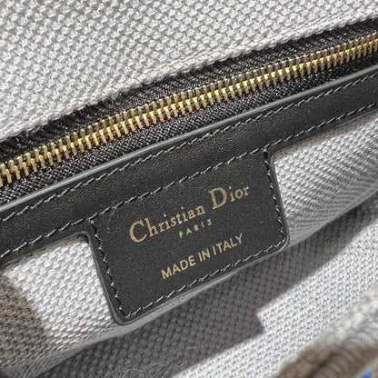 DIO Miss Caro (20cm)