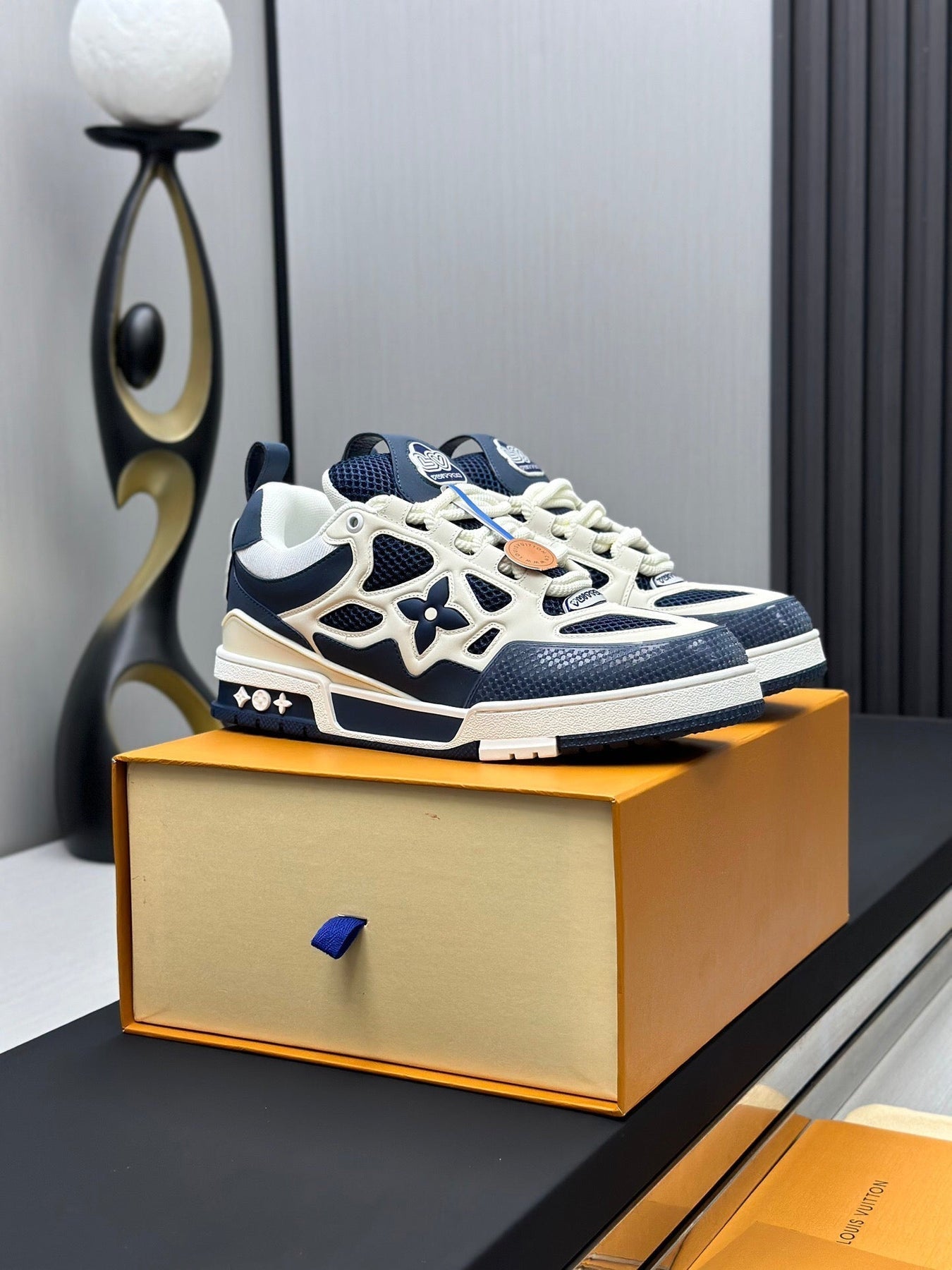 LV SKATE SNEAKER IN WHITE MIX NAVY BLUE CALFSKIN