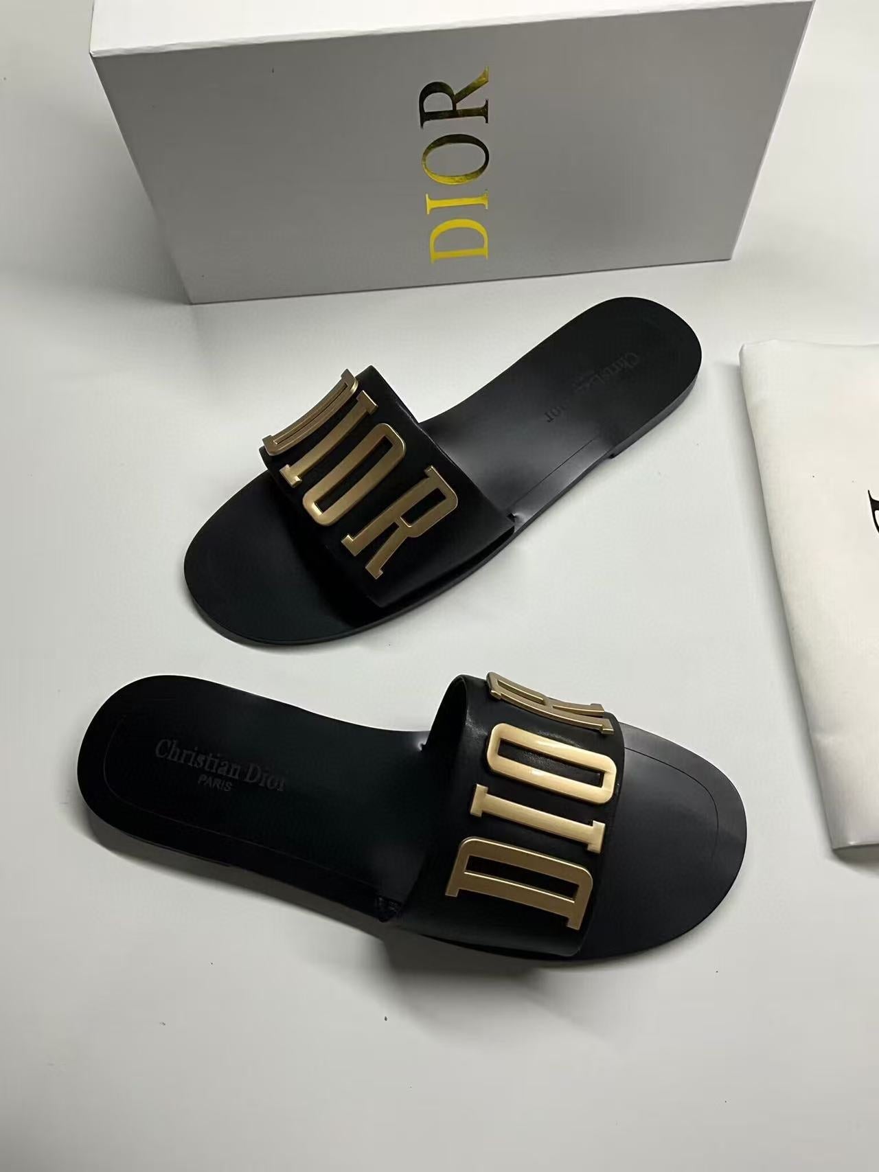 CD SLIDE REVOLUTION BLACK GHW