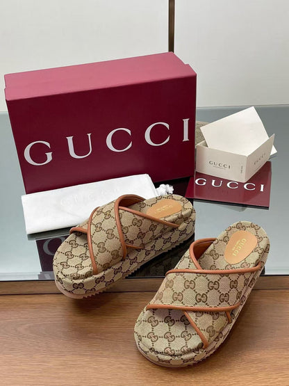 GG PLATFORM SANDALS IN BEIGE AND DARK BROWN GG CANVAS