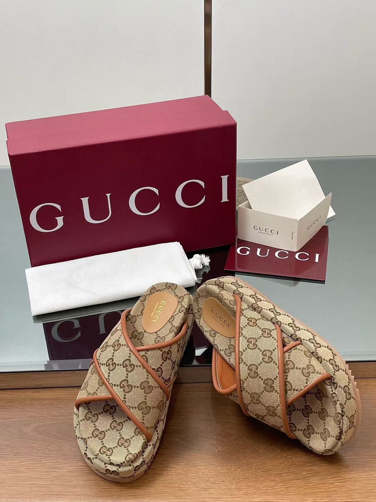 GG PLATFORM SANDALS IN BEIGE AND DARK BROWN GG CANVAS