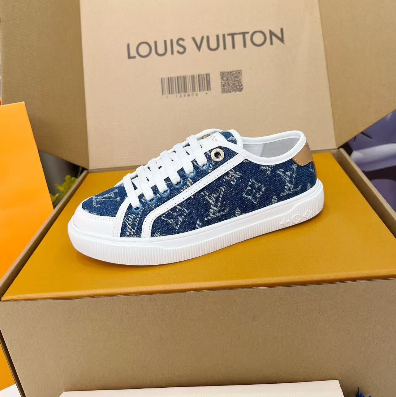 LV LAGOON SNEAKER IN DENIM BLUE MONOGRAM