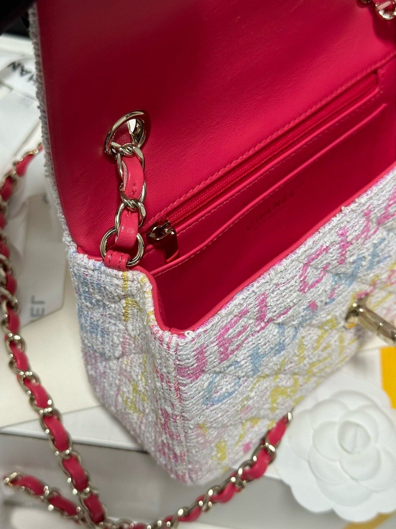 CC 24C CLASSIC DOUBLE FLAP MULTICOLOR TWEED GHW