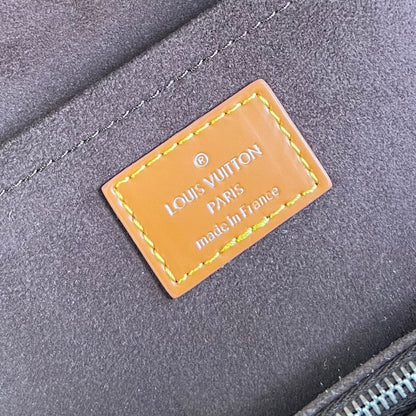 CLUNY MINI 20 IN GOLD HONEY EPI LEATHER