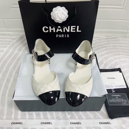 CC FLAT SANDAL IN WHITE MIX BLACK CALFSKIN