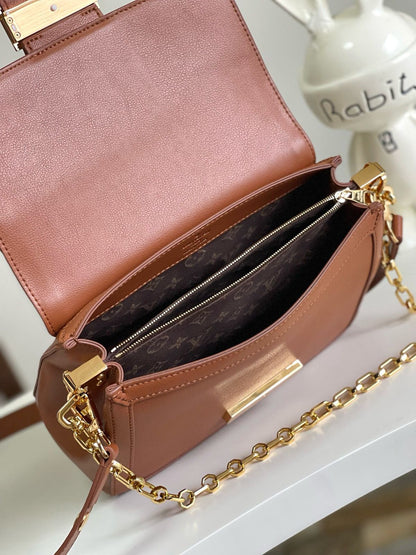 DAUPHINE SOFT MM 24 IN COGNAC CALFSKIN GOLD HARDWARE