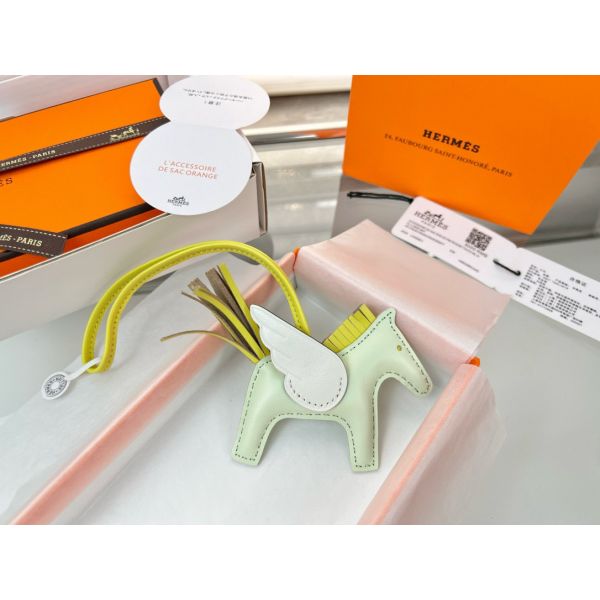 HERM Rodeo Pegase PM Bag Charm in Vert Fizz/Yellow/Craie Lambskin