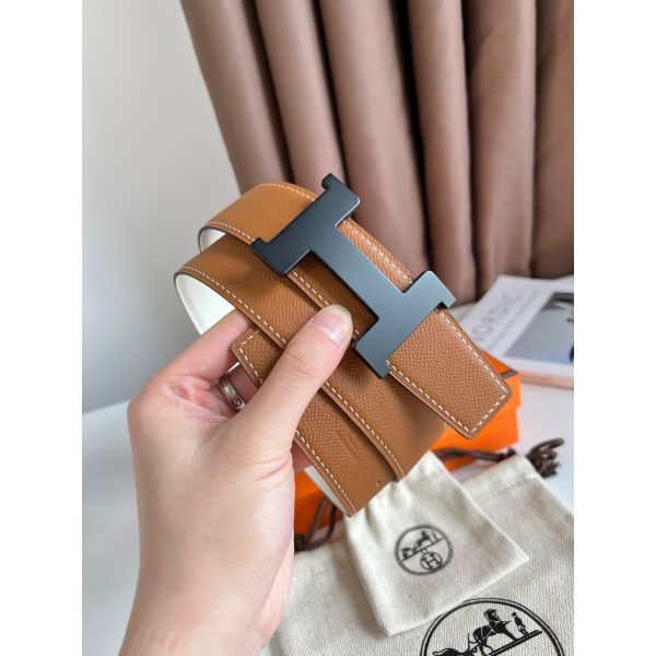 HERM Constance Reversible Belt 38MM in Epsom Leather with Black Buckle