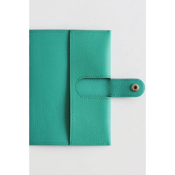 HERM R.M.S Passport Holder in Vert Verone Evercolor Calfskin