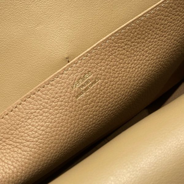 HERM Halzan 25 Bag in Chai Clemence Leather