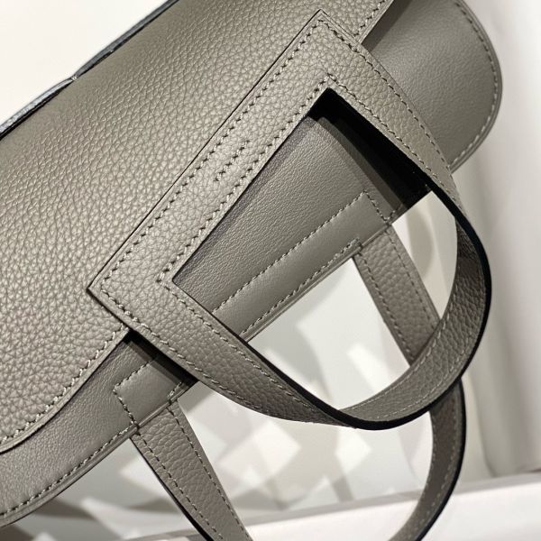HERM Halzan 25 Bag in Gris Meyer Clemence Leather
